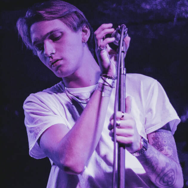 Glamorous Steven Bowie